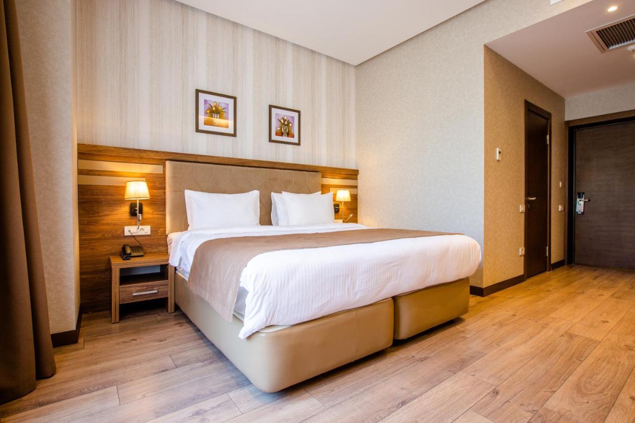 City Park Hotel Baku Exterior photo